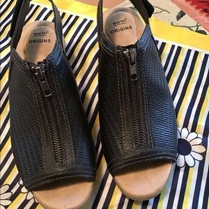 EARTH ORIGINS LEATHER SANDAL 7.5m